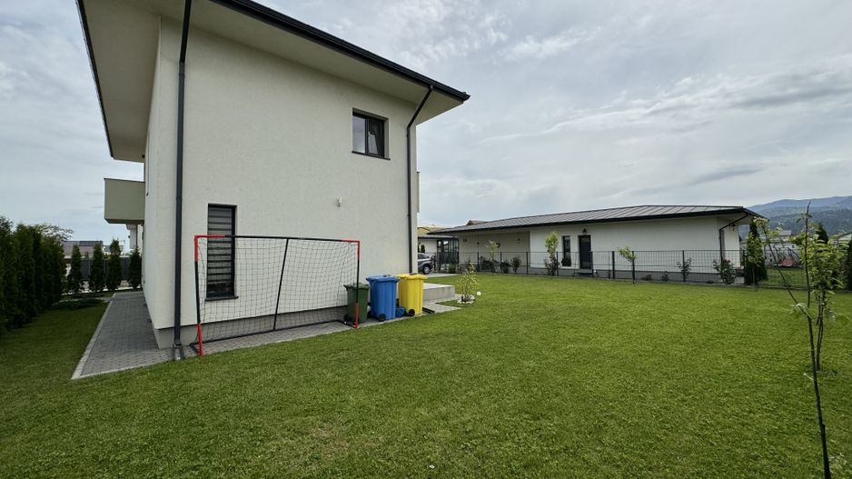 Vilă modernă de vânzare în Cristian | Construcție 2019 | Teren 500 mp - Poză 4