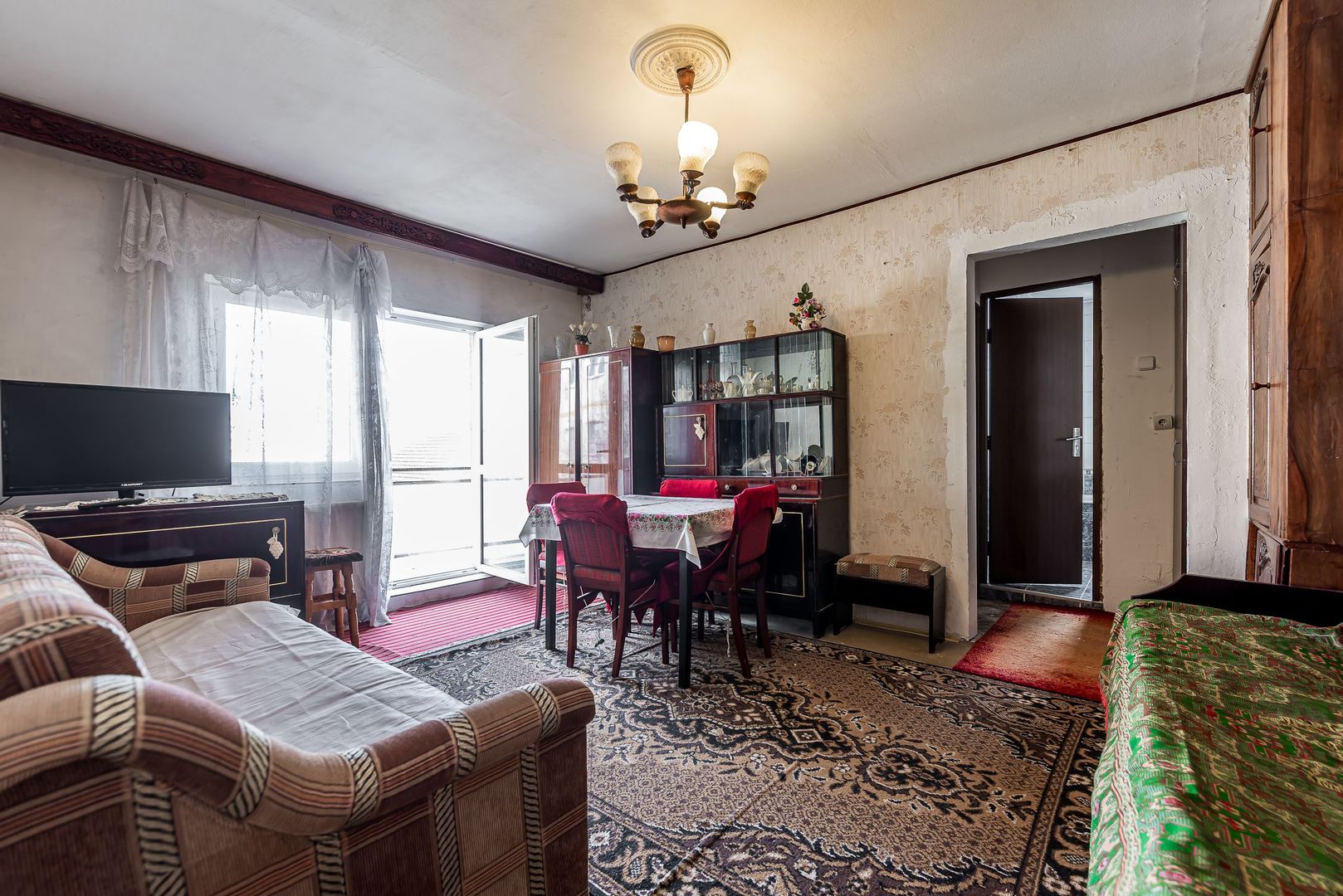 VÎNDUT! Apartament 2 camere Micalaca 700, str Vaslui. - Poză 4
