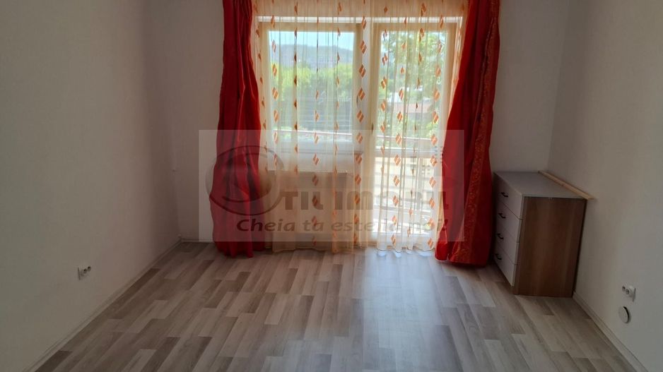 Apartament cu o camera, zona Gara, 3/4 - 73.000 euro ! - Poză 1