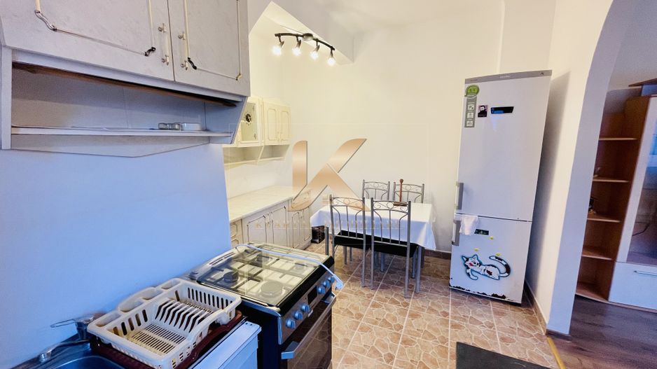 Casa 3 camere , 74 mp , loc de parcare Zona Ultracentrală! Negociabil - Poză 9