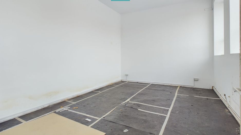 Hală suprafața de 529mp în Arad - Poză 5