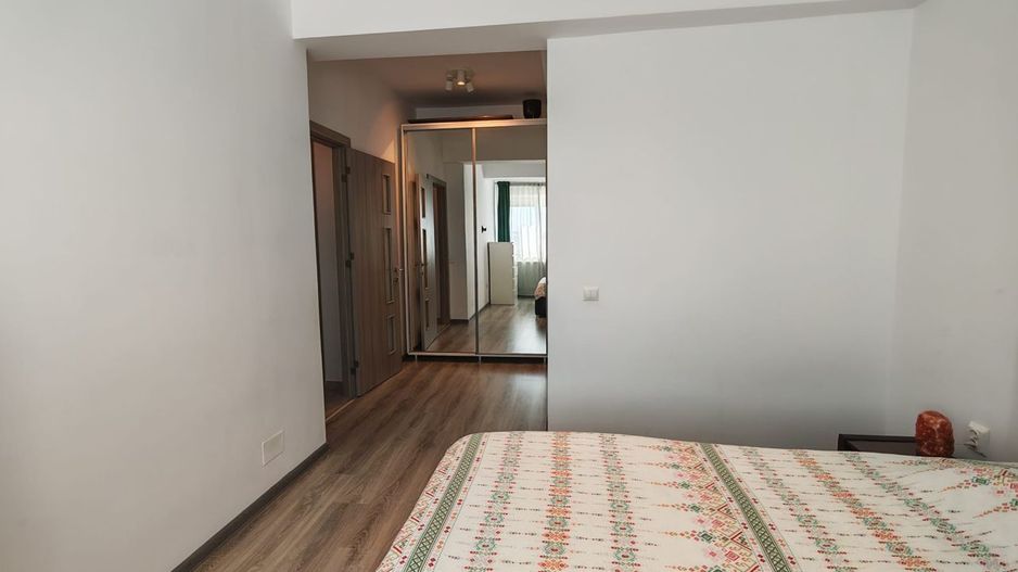 Apartament cu 3 camere extrem de interesant Viscolului-Militari - Poză 10
