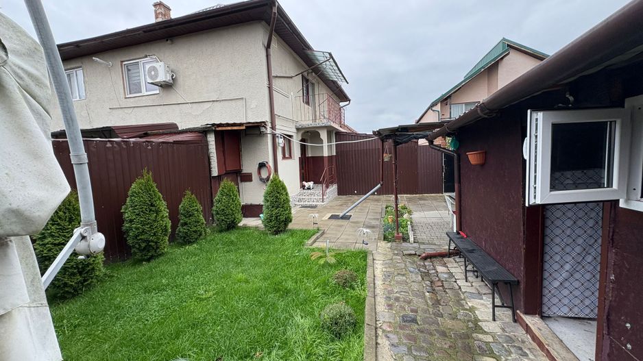 Casa tip duplex - 4 camere, balcon si curte proprie - Zona Lazaret - Poză 12