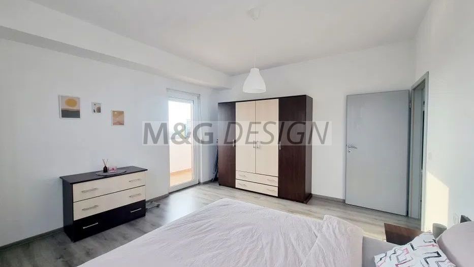 2 cam spatios Torontalului 79 mp+balcon - Poză 1