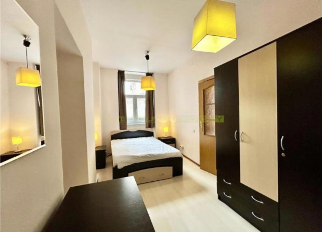 Ultracentral  - Republicii - Apartament 3 camere 2 bai - 80mp - Poză 11