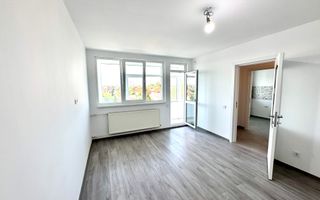 Mihalache de vanzare apartament 2 camere de vanzare proaspat renovat - Poză 1