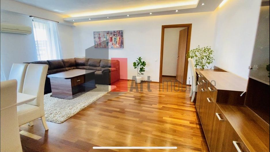 APARTAMENT 3 CAMERE - CENTRAL PARC - Poză 1