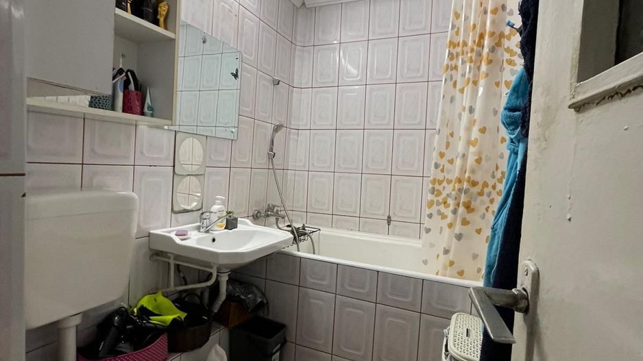 Apartament cu 2 camere de vanzare zona Rogerius, Oradea - Poză 8