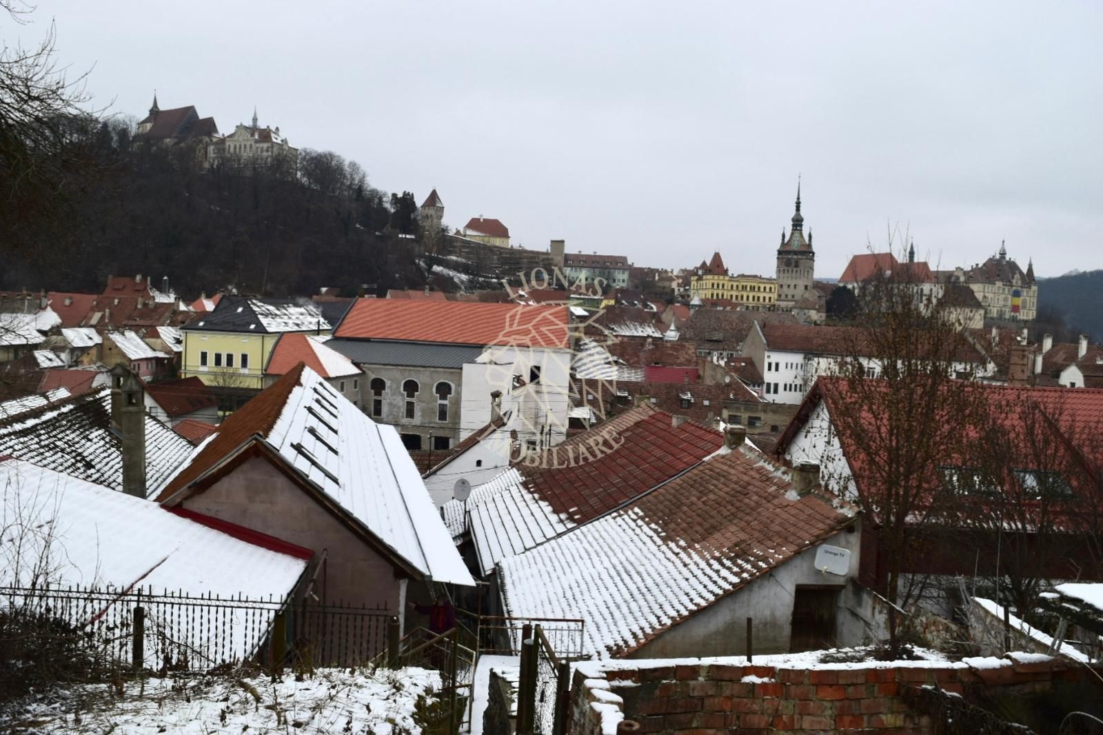 Oportunitate Pensiune+3 Apartamente 400 mp-Sighisoara Central - Poză 4