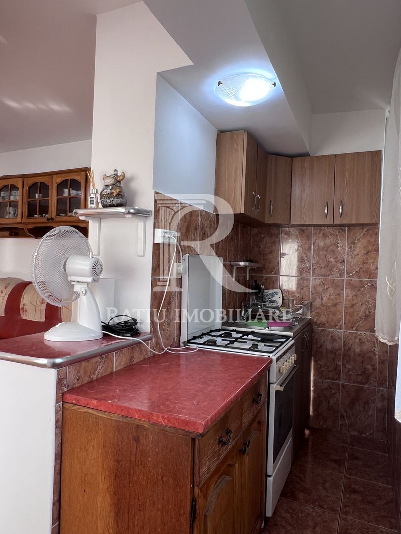 Apartament cu 3 camere | Costache Negruzzi | Decebal | Oradea - Poză 8