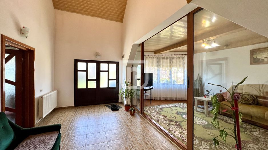 Casa cu 4 dormitoare | strada Manastirii | Gura Humorului - Poză 7