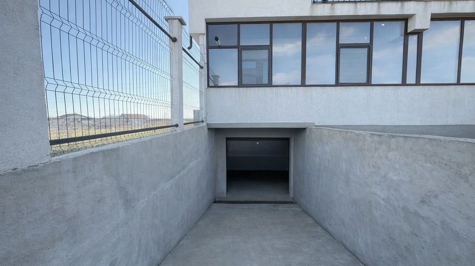 Spatiu  tehnic de vanzare- 170 mp - Poză 5