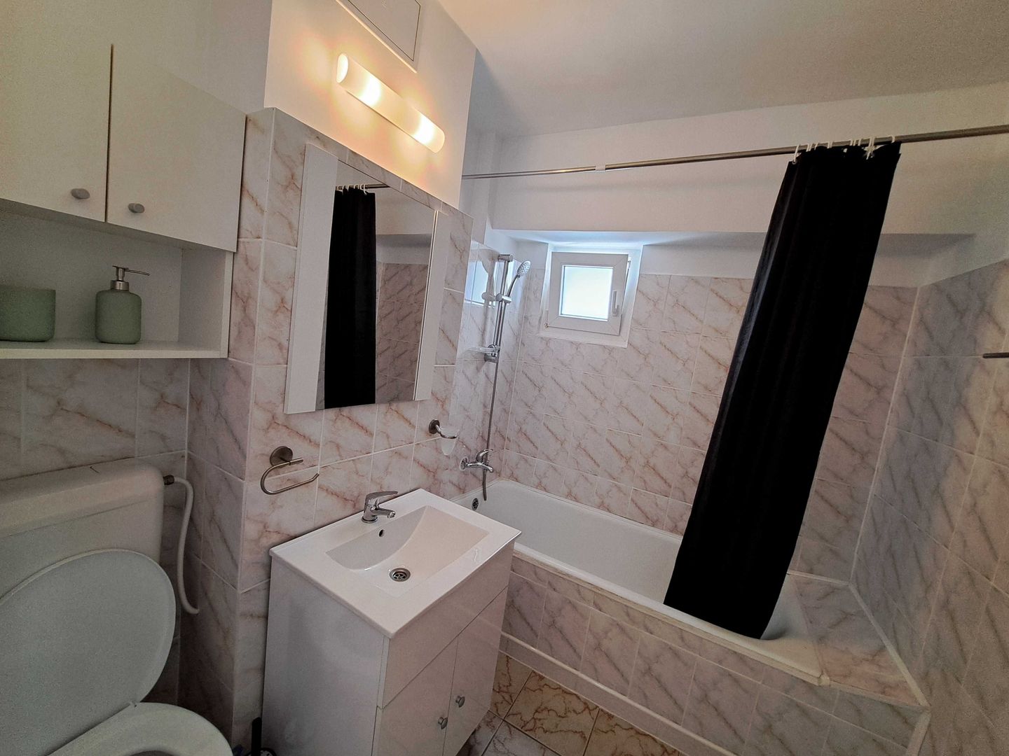 Proprietar inchiriez Garsoniera mare metrou Lujerului Militari renovat - Poză 7