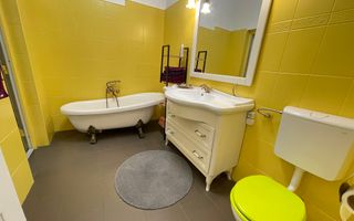 Apartament 4 camere spatios  in zona Sinaia - Poză 12