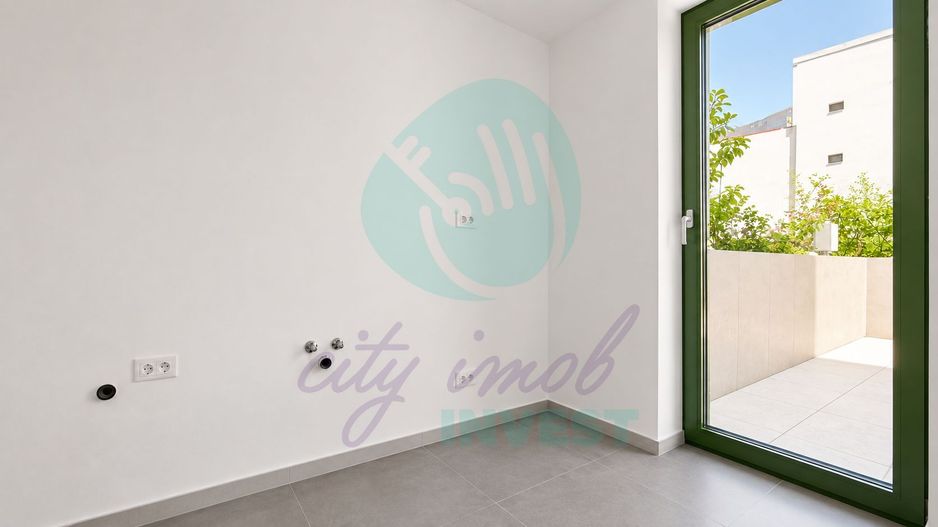 Spațiu comercial 96 mp + terasă 30 mp | Vitrină stradală - Poză 9