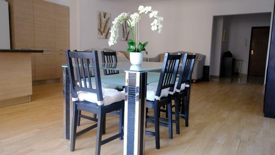 Apartament 4 camere de Lux - Poză 2