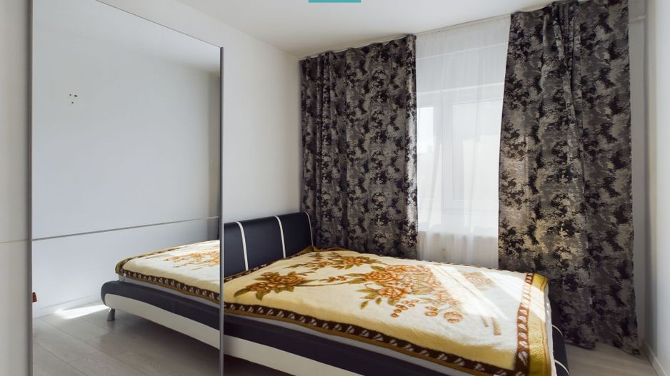 Apartament cu 3 camere zona 300 Micălaca - Poză 3