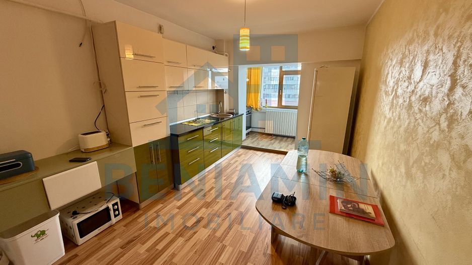 3 Decomandate-2 bai-Centrala termica-Mobilat-Utilat-foarte frumos - Poză 1