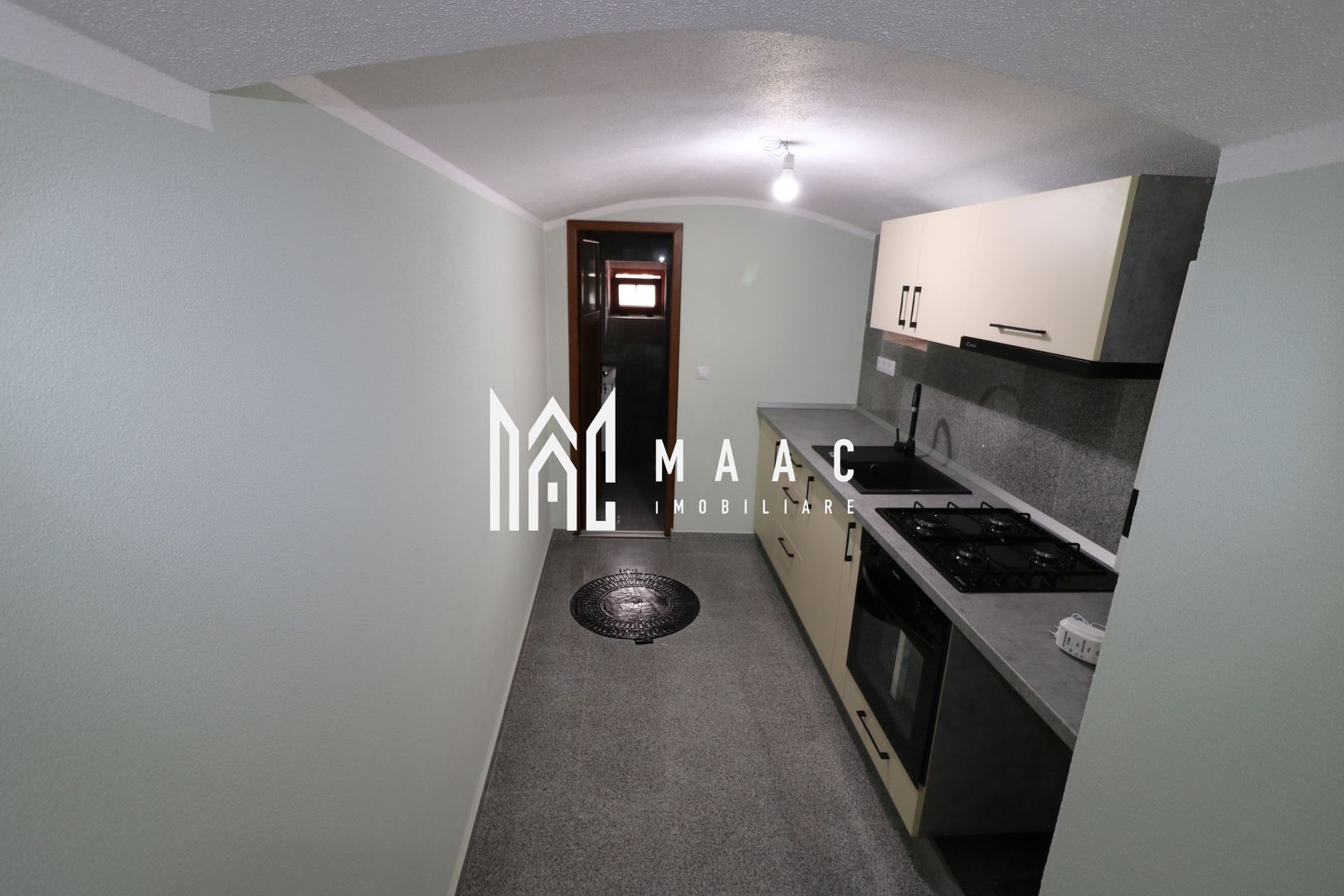 Casa individuala 6 Camere | Renovata I Zona Turnisor - Poză 24