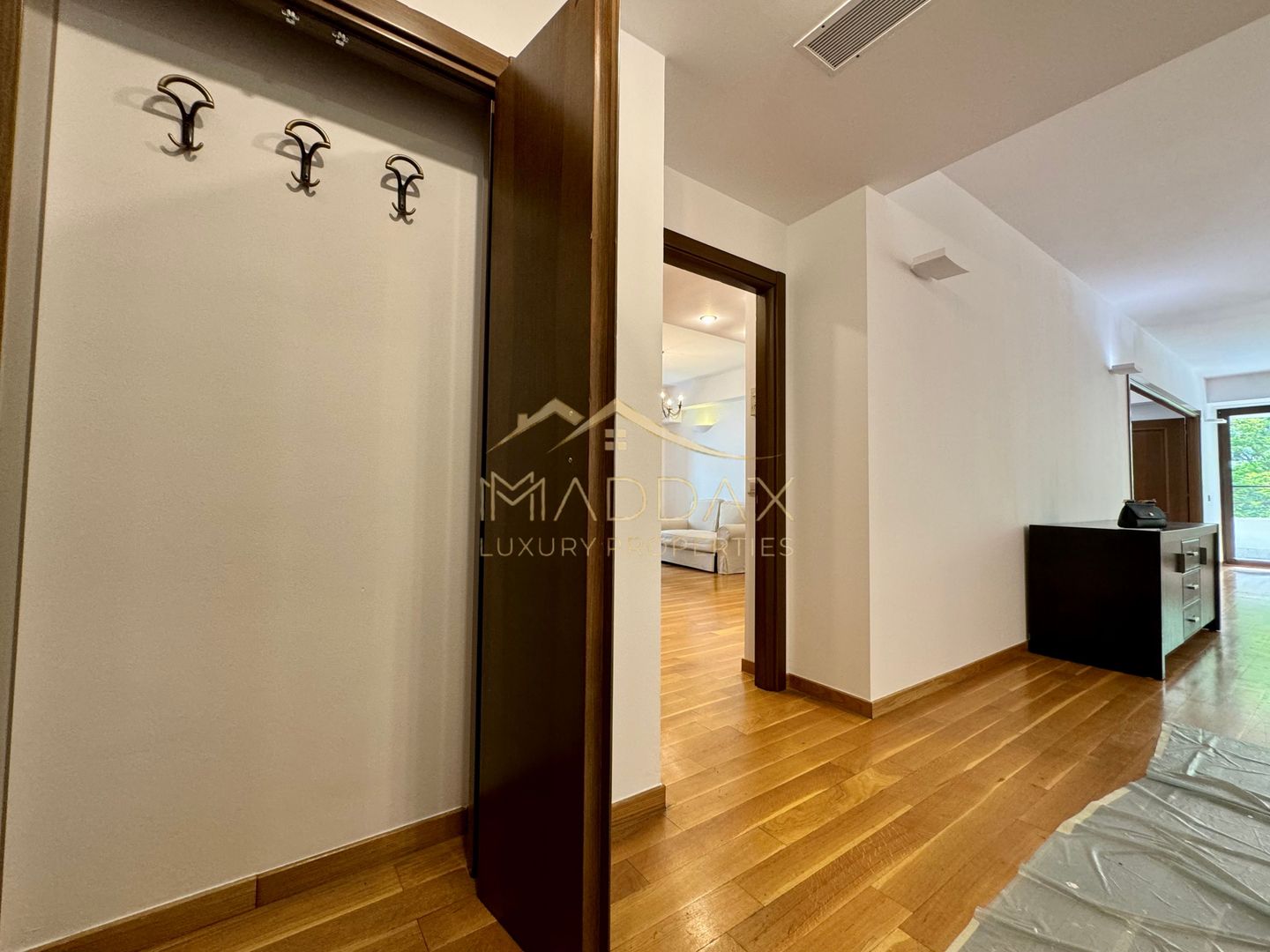 Apartament cu 4 camere 250mp* 2 parcări subterane / Dorobanti-Capitale - Poză 49