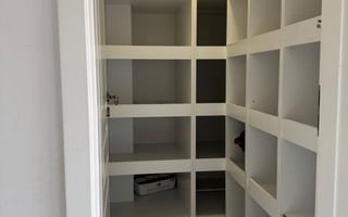 Vanzare apartament 3 camere si curte,loc de parcare Padure Rosu Chiajna - Poză 11
