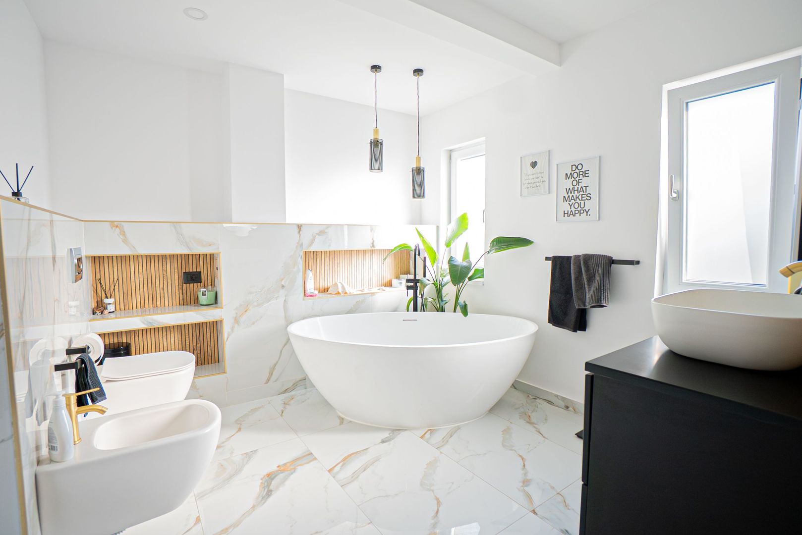 Lumina – Casa P+1E de vânzare, mobilată/echipata, cu piscină si garaj. - Poză 10