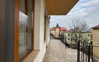 apartament 3 camere 100 mp pe 2 etaje zona Horea central, de închiriat - Poză 17