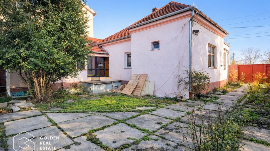 Casa cu 2 corpuri de cladire, Lipova - Poză 11