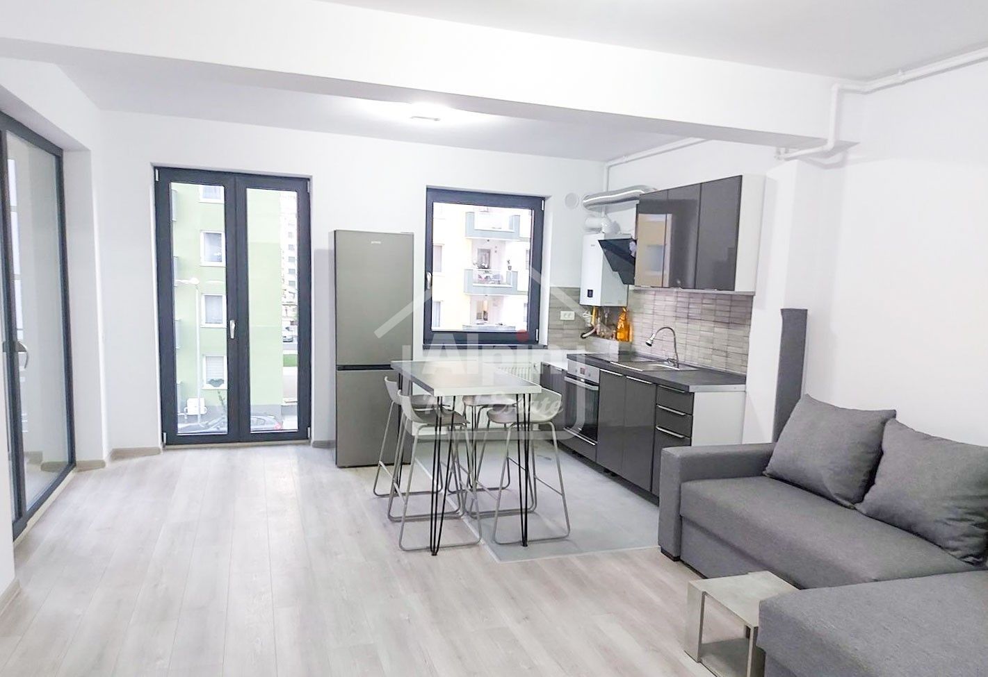 Apartament Suprafata Mare I Tractorul Coresi - Poză 11