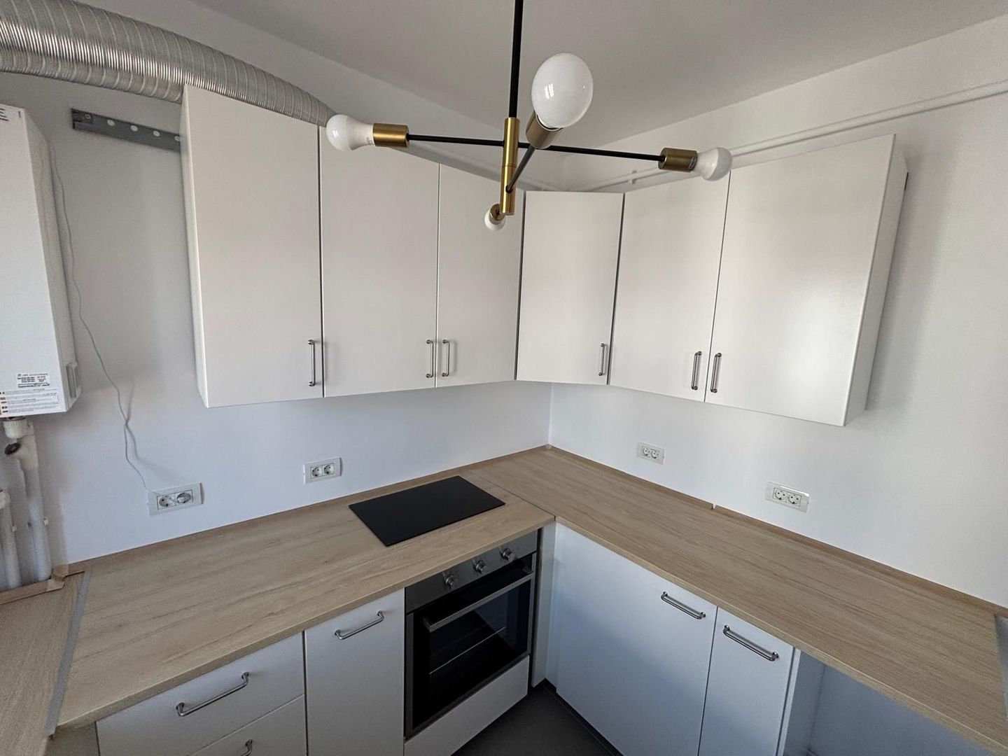 Apartament cu doua camere in bloc nou , prima utilizarea - Poză 6