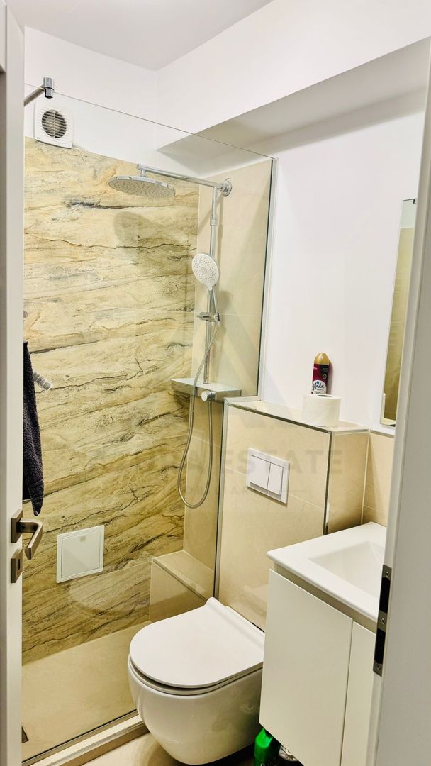 Casa moderna cu 6 camere terase 50 mp si curte in Parcul Sub Arini - Poză 19