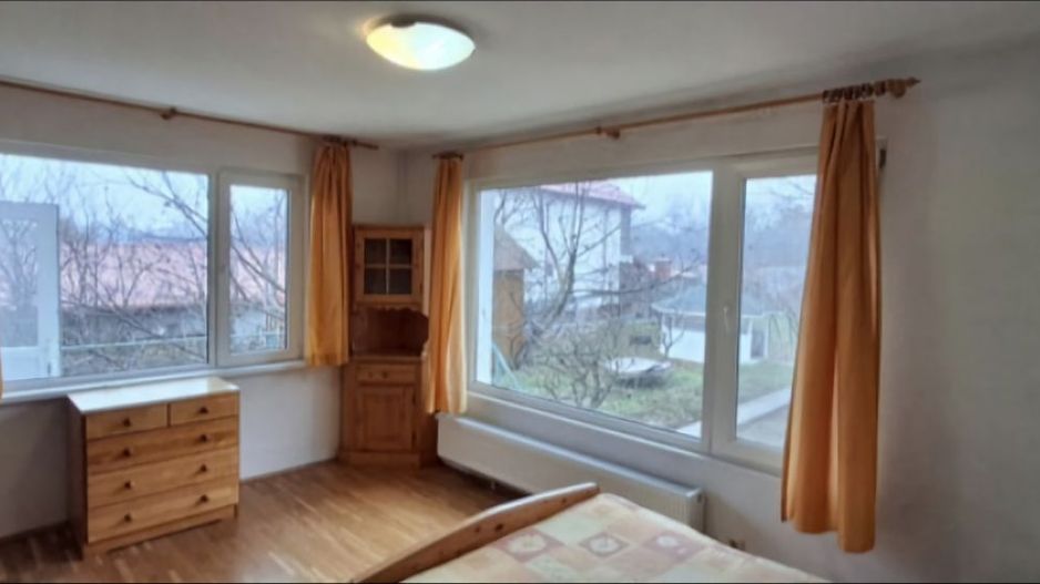 Casa in zona centralain vecinatatea padurii - Poză 14