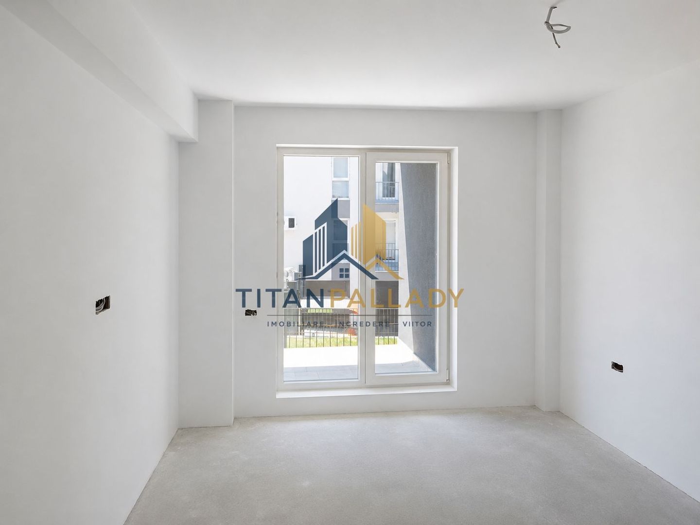 3 Cam-Gradina proprie 55mp,Bloc Boutique,Metrou Teclu-,1/2 Parcare - Poză 2