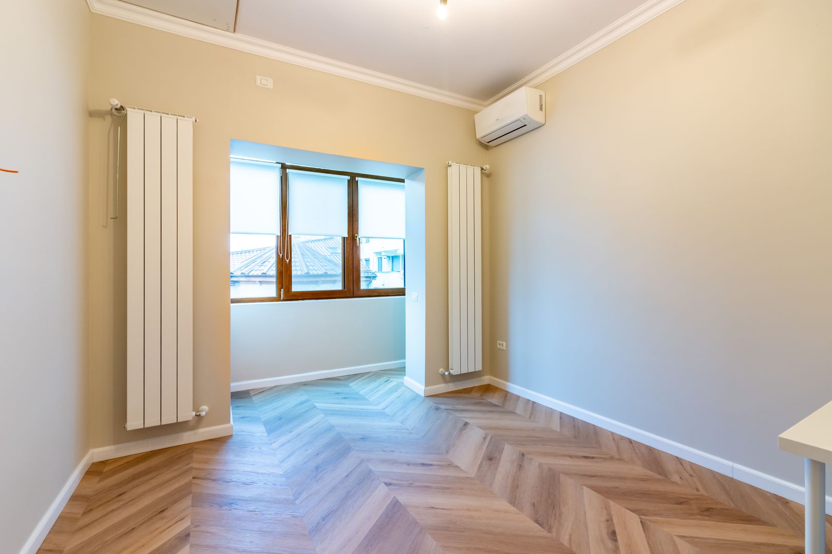 Închiriere 3 camere de lux în vilă, Intrarea în Parcul Carol, 90 mp - Poză 6