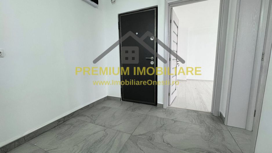 Apartament 2 Camere - Etaj 1 - Zona Mal - Renovat - Poză 8