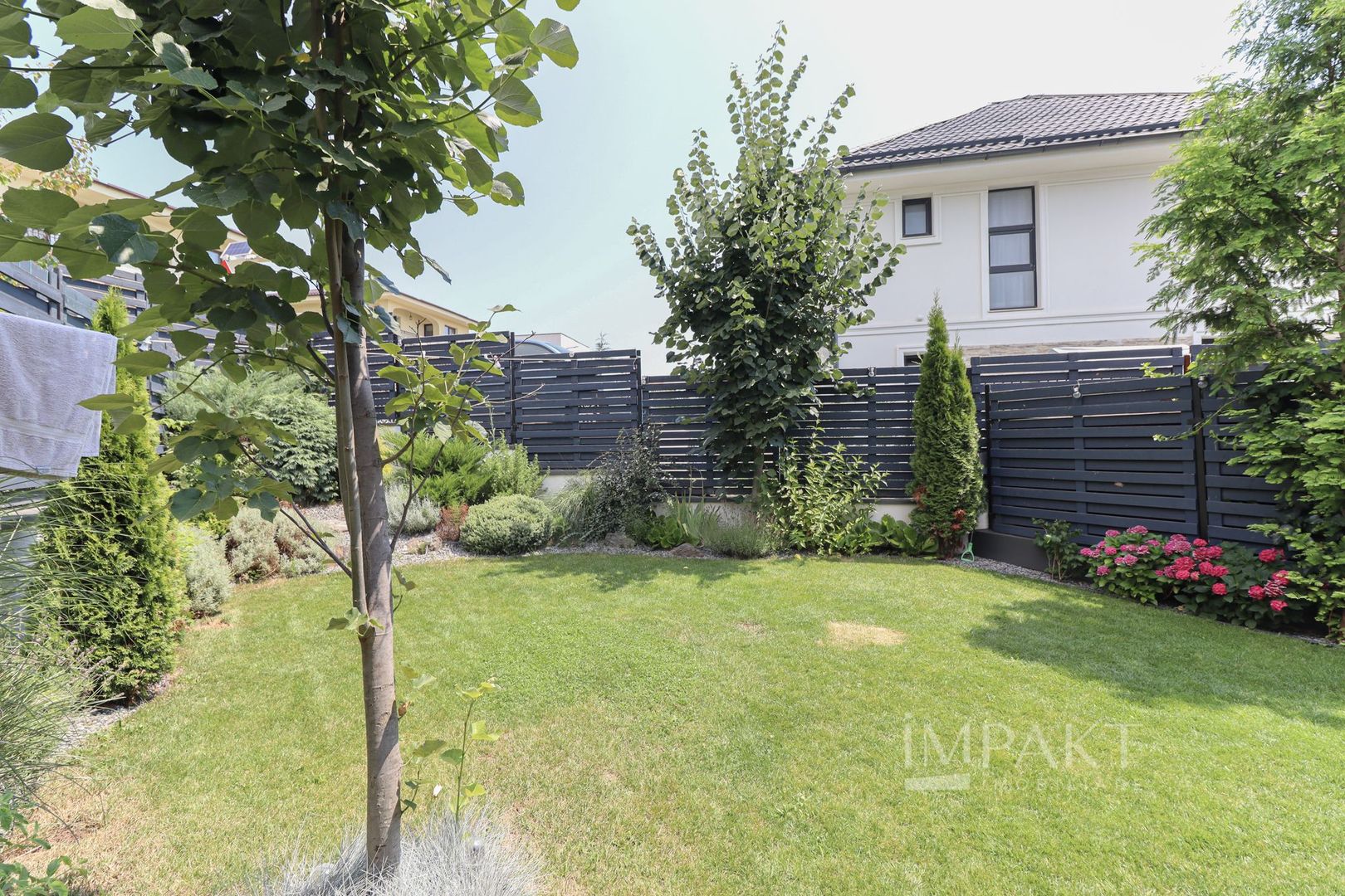 Casa cuplata minunata de vanzare, situata in cartier Voronet! - Poză 20