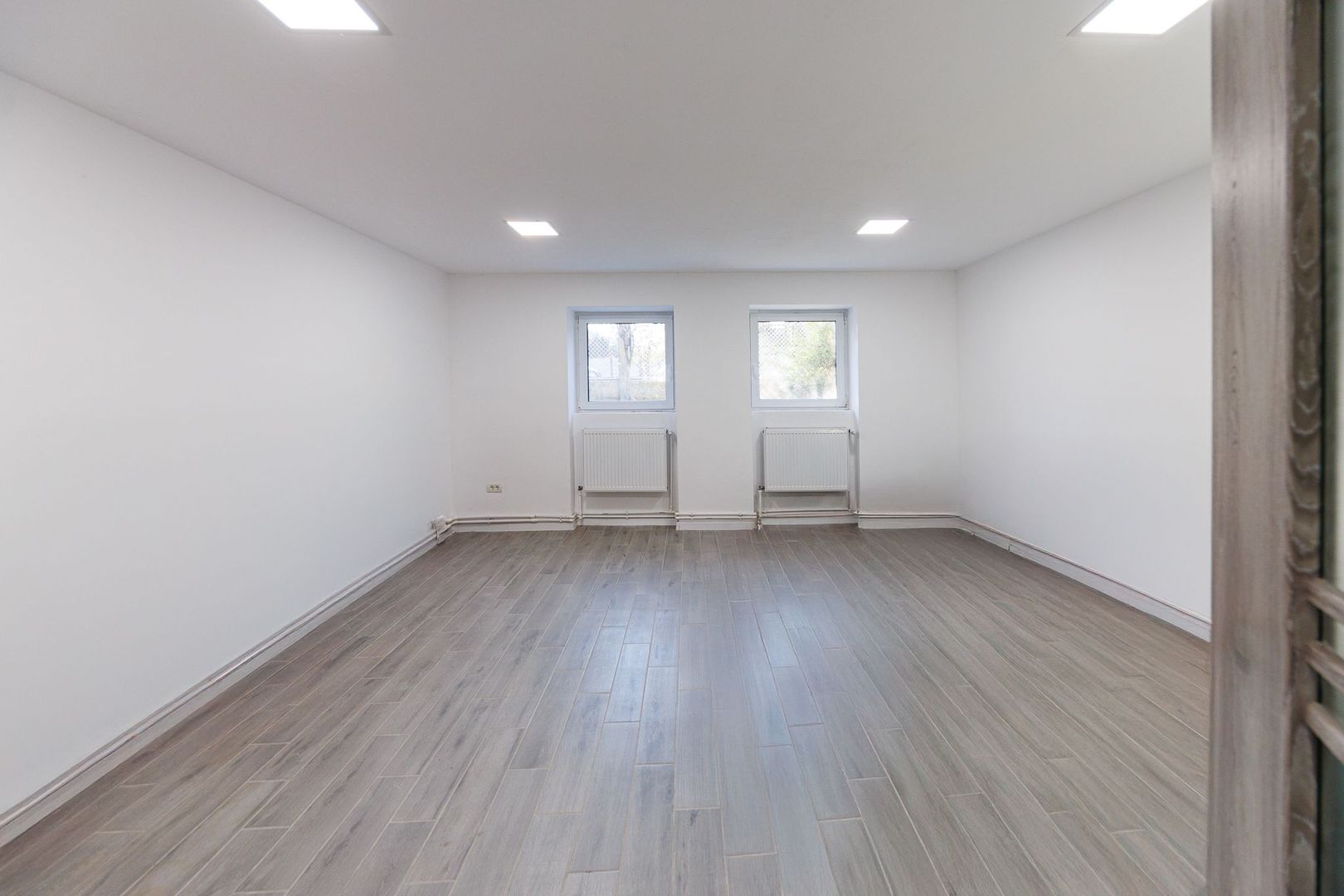 Casă Individuală pentru Birouri - Central, Timișoara | Curte 726 mp - Poză 22