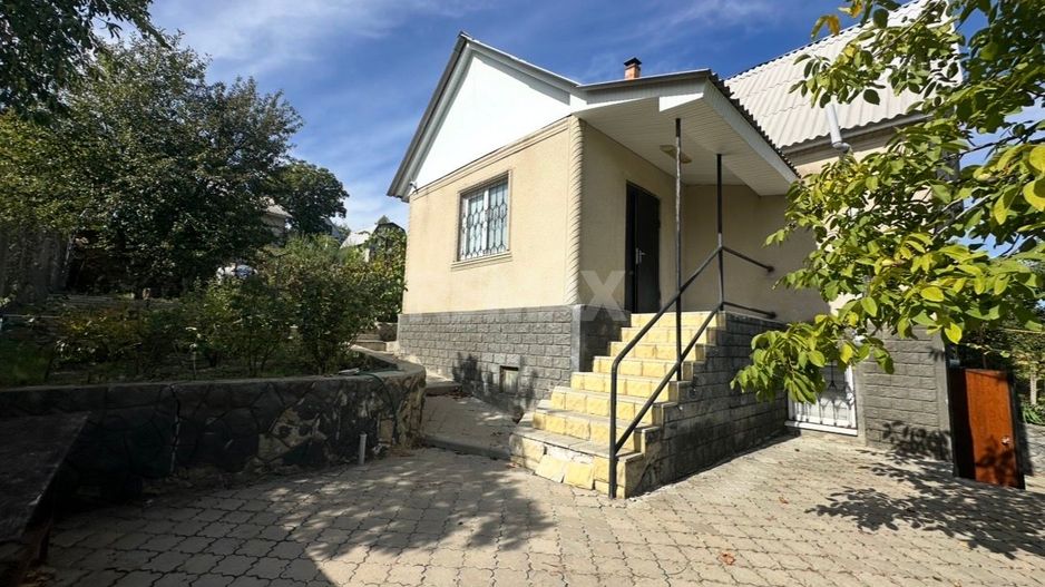 Vila de vânzare, Criuleni - Poză 1