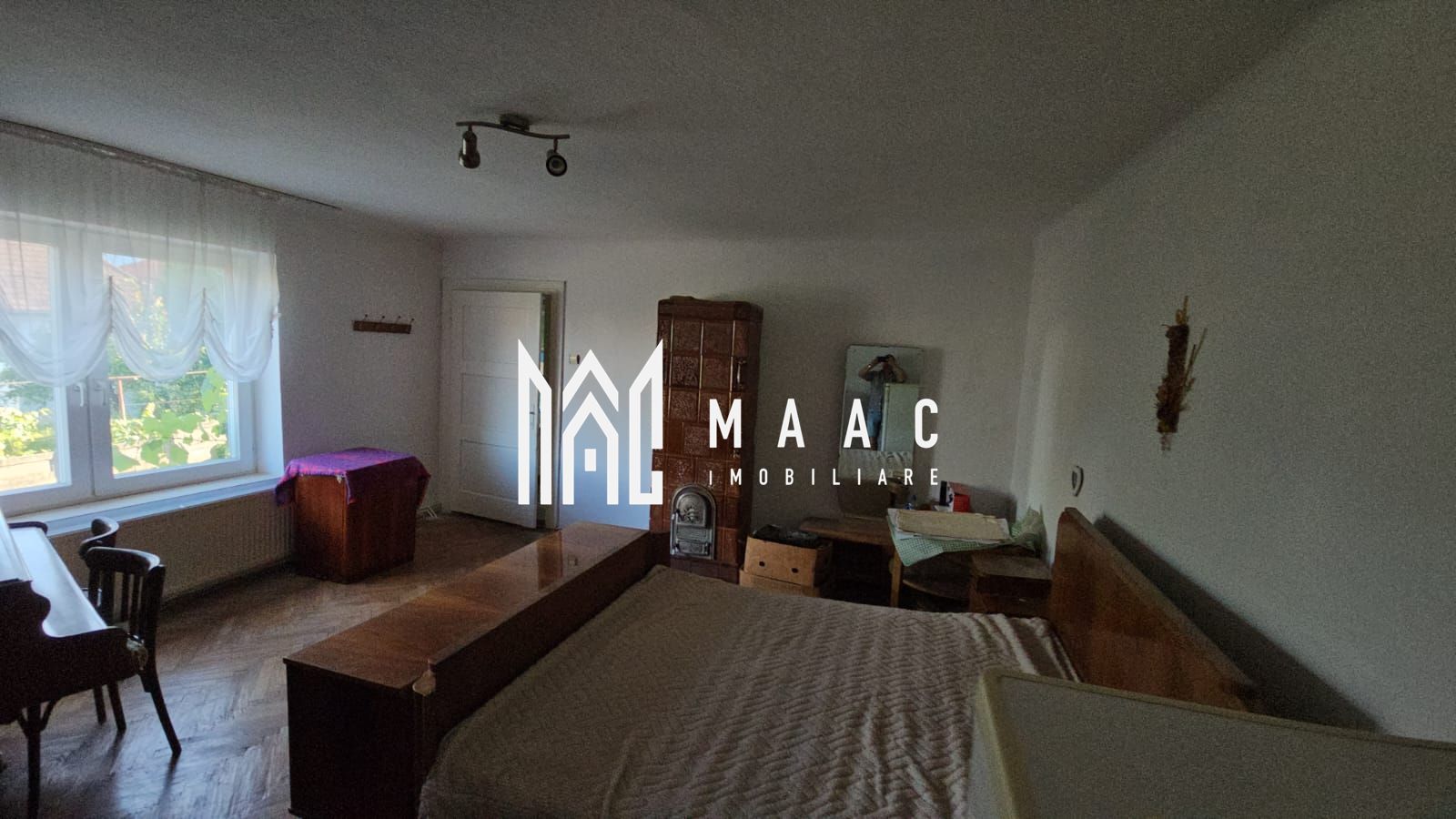 Casă 4 camere de vânzare | Cisnădie | 140 mp | teren 1.230 mp - Poză 8