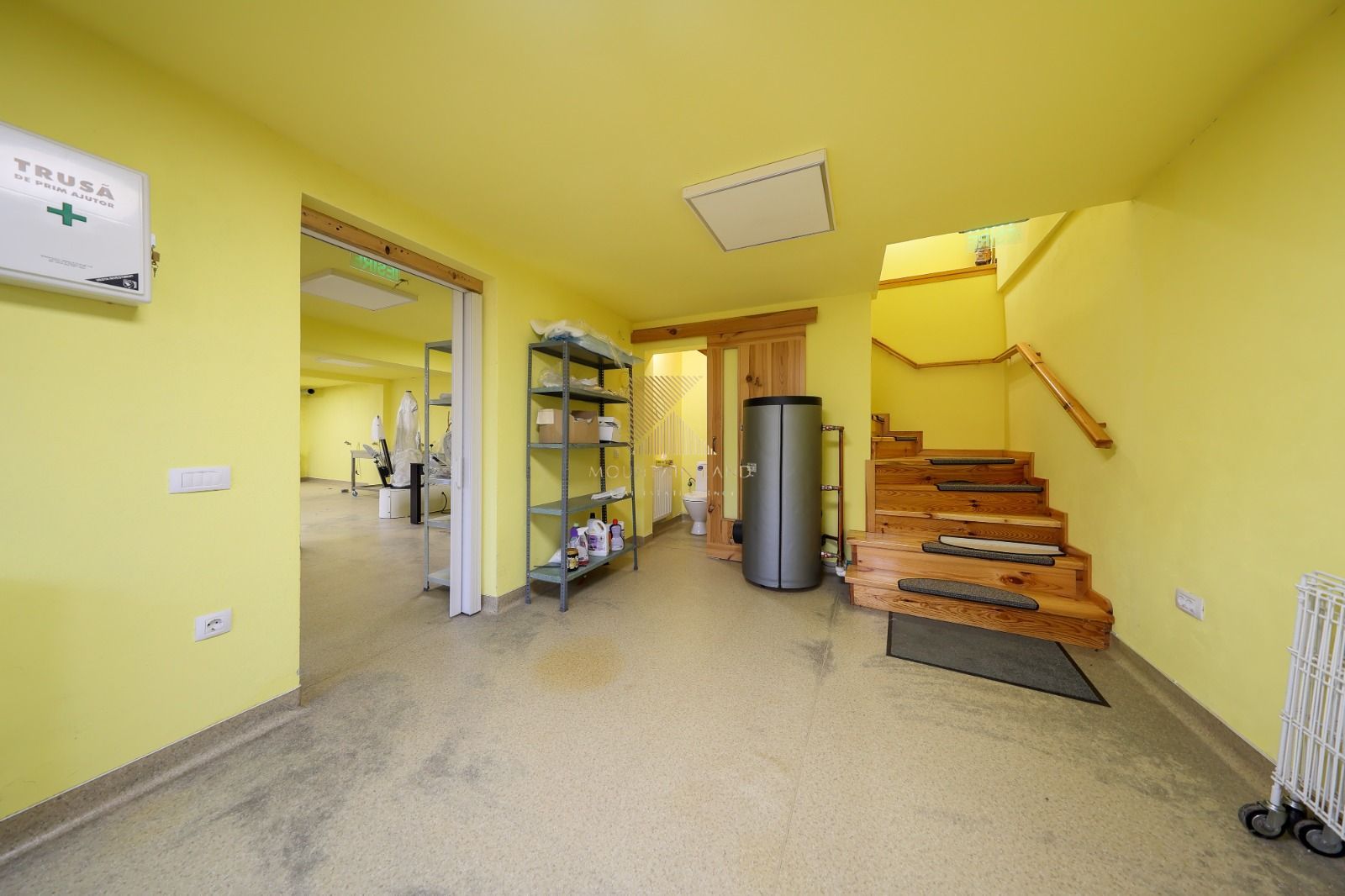 Proprietate mixtă cu spațiu comercial și locuință, Cristian - Poză 6