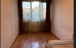 Apartament 3 camere cu 2 balcoane ,Micro 16,et 3 - Poză 1