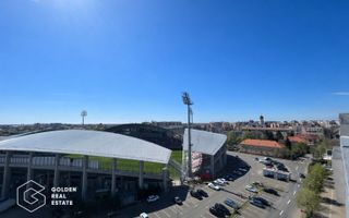 Penthouse Ared Uta, amenajat modern, vedere panoramica spre Stadionul Uta - Poză 17