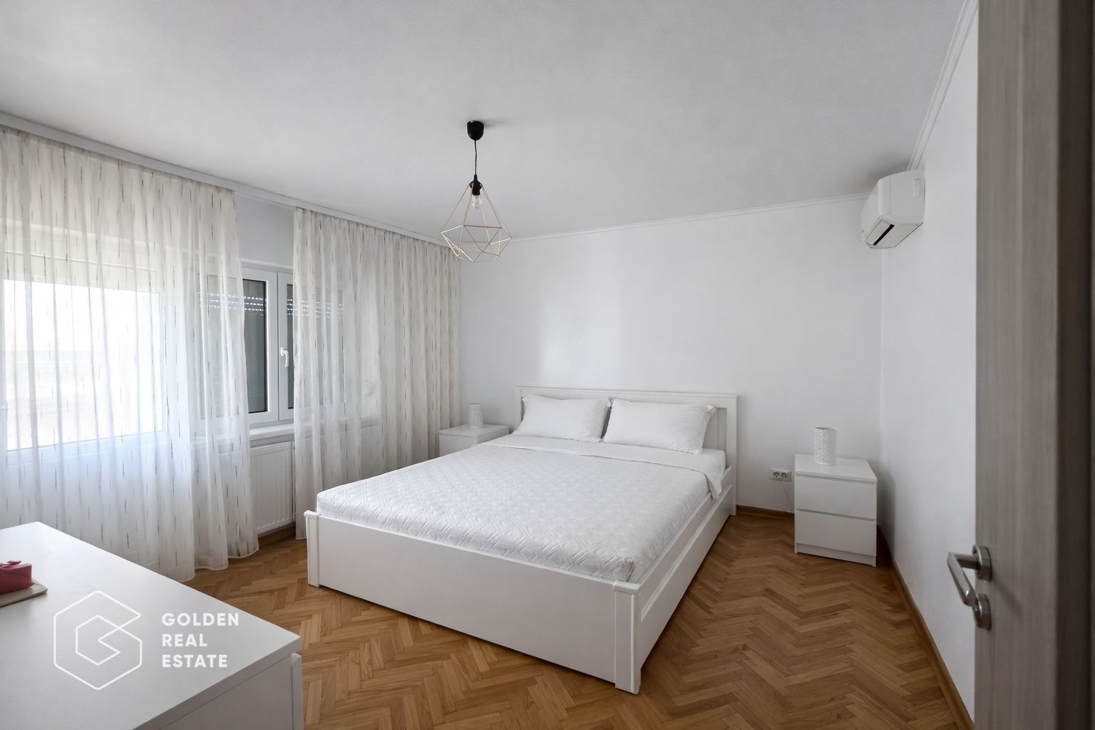 Apartament 3 camere modern, zona Bou Rosu - Poză 3
