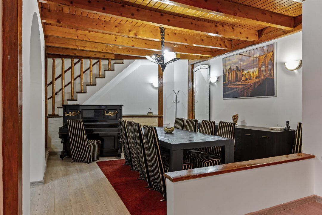 Vilă spațioasă de închiriat 6 camere piscină încălzită zona de Nord - Poză 3