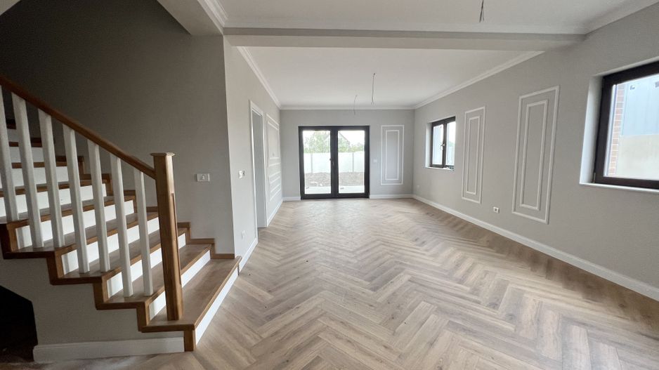 DUPLEX SPATIOS - Poză 1