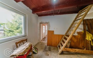 Vila superba, P+E,  Cuvin, 9 camere, 200 mp si teren 1300 mp plus anexa 3 camere - Poză 33