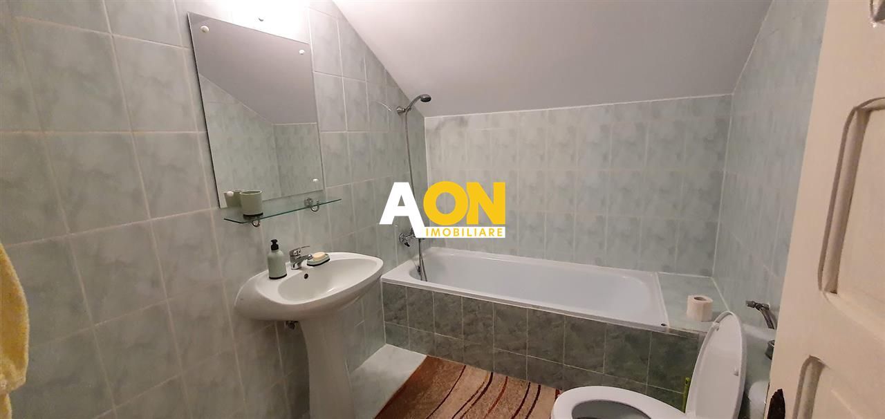 1/2 Duplex 4 camere cu garaj 462 mp teren la asfalt zona Centru - Poză 19