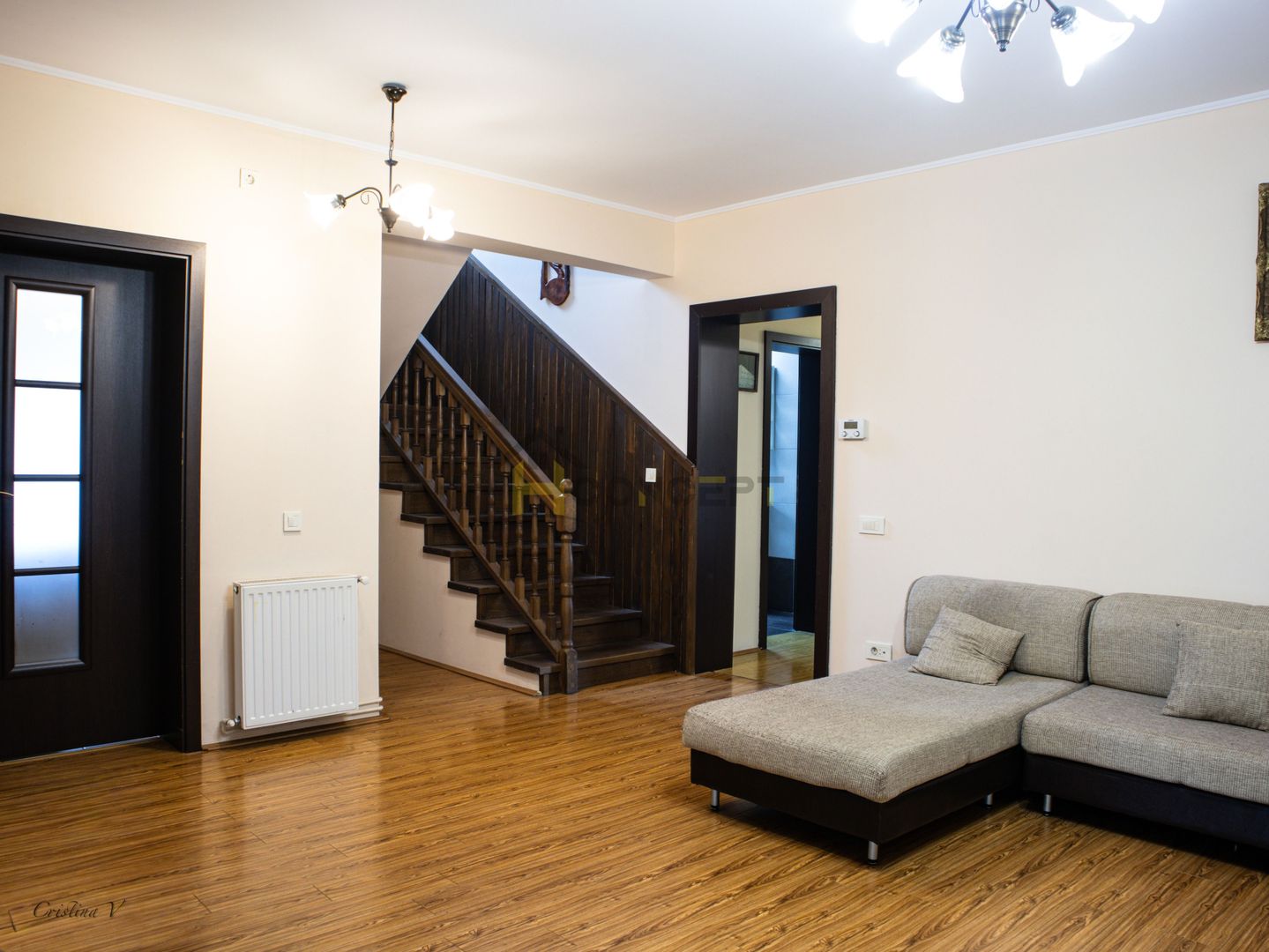 Vila spatioasa pt doua familii 10 camere Clinceni Monumentul Eroilor - Poză 18