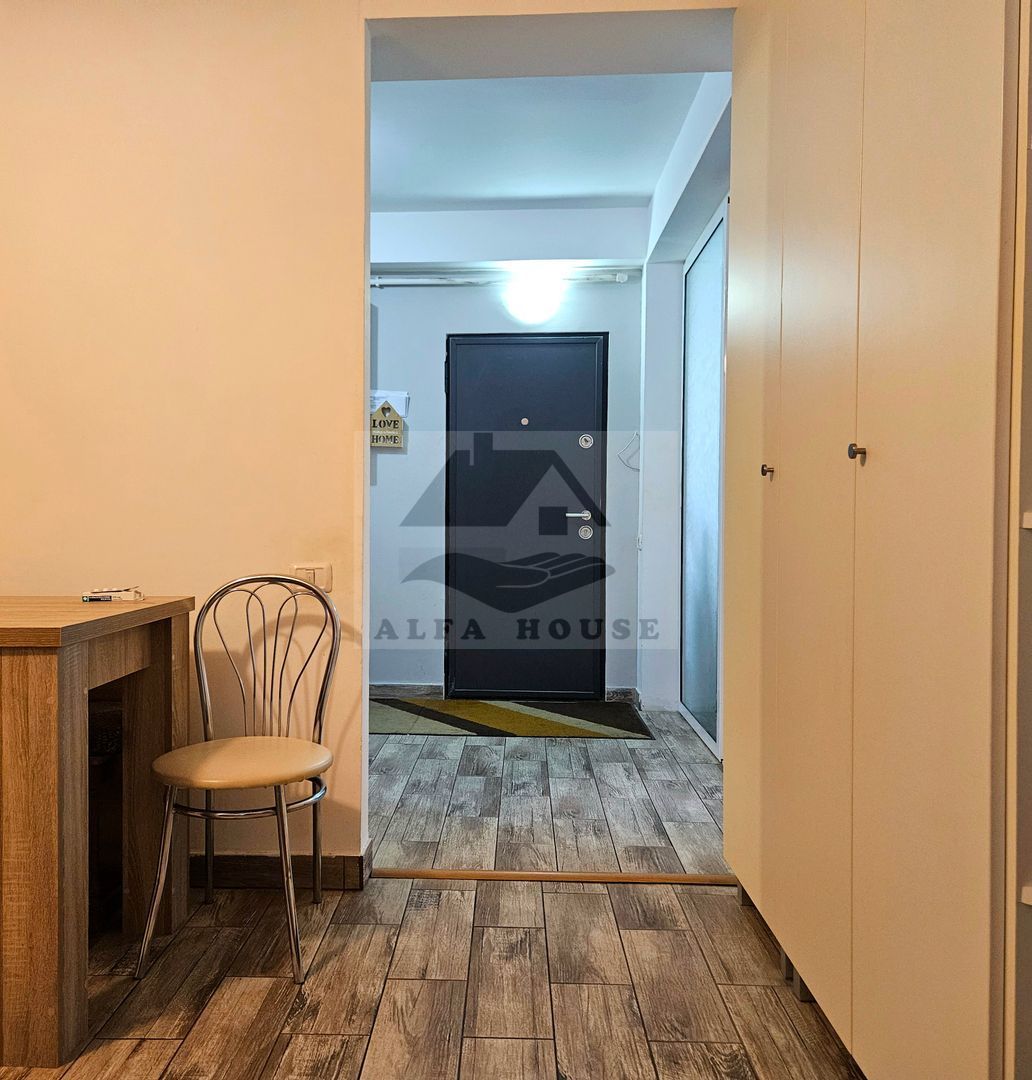 Oportunitate - Apartament cu trei camere in vila, zona Tractorul 70 mp - Poză 5