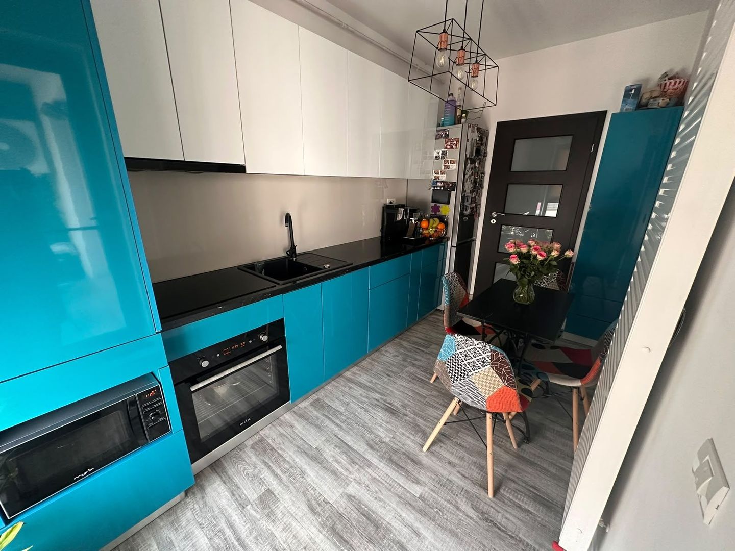 Apartament cu 3 camere, situat intr-un loc nou+ 2 locuri de parcare+ boxa - Poză 10